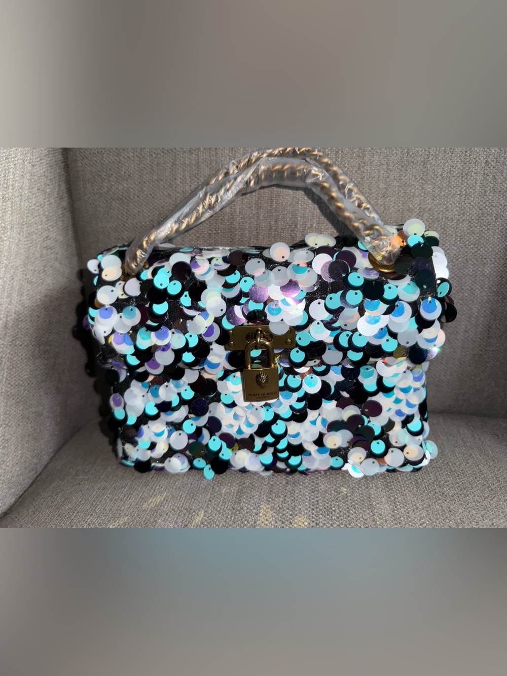 Kurt Geiger London Mini
Brixton Sequin Crossbody
Bag